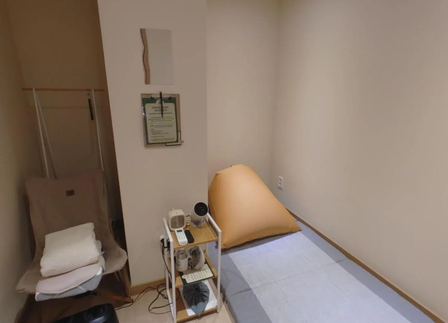 Myeongdong Hostel Zamshh - Female Only Seúl 0*,