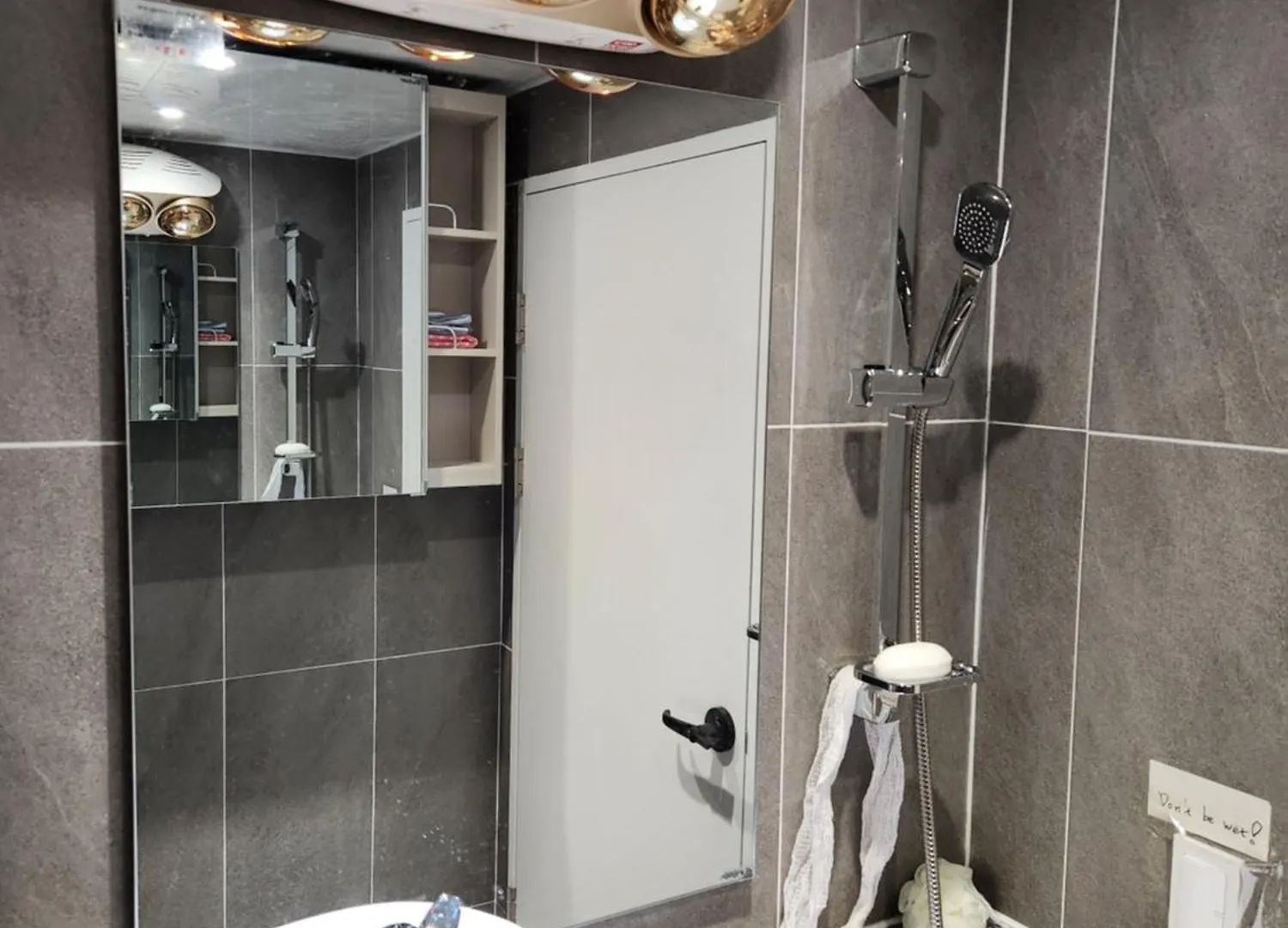 Myeongdong Hostel Zamshh - Female Only 首爾